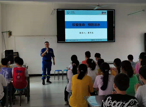 1606833300289388.png 微信图片_20201201223256.png